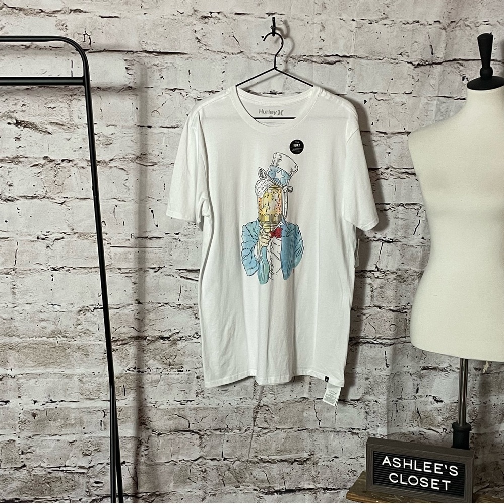 NWT Hurley Men's Patriotic Beer Graphic Tee T-Shirt - Size Medium